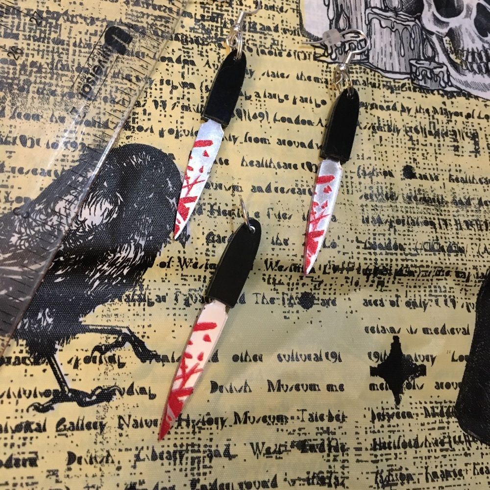 Halloween Three (3) Piece Dagger jewelry set earrings & pendant new